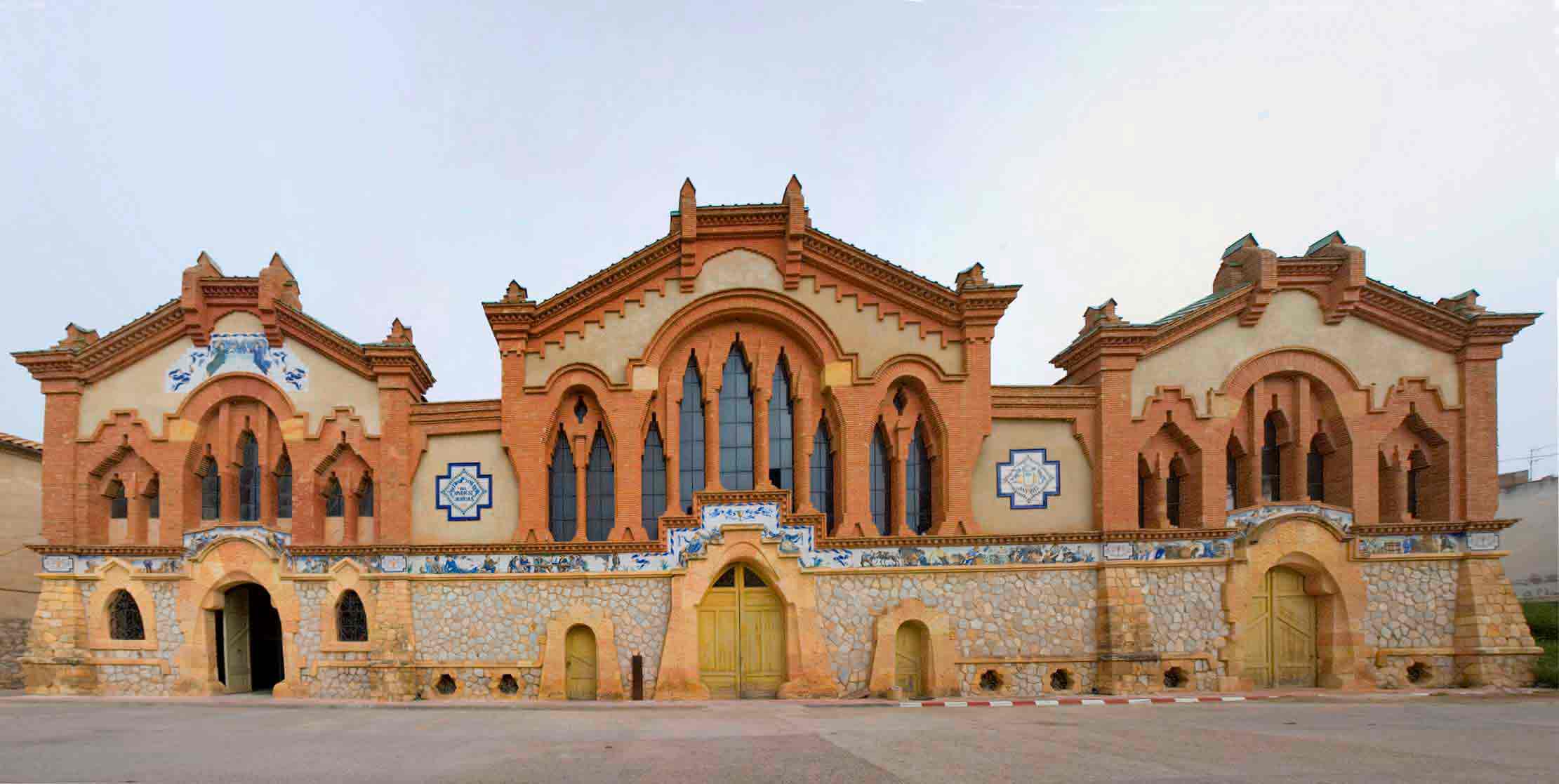 catedral del vino-pinell-de-brai
